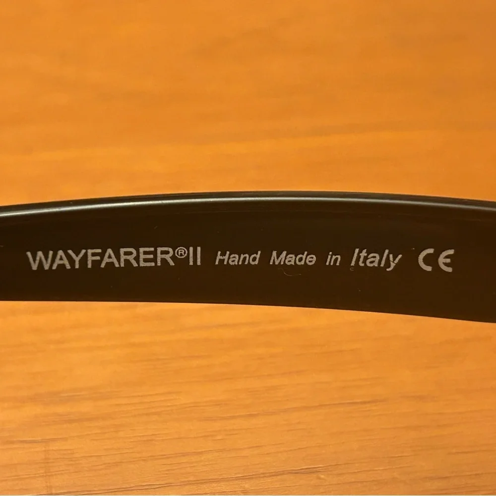Ray-Ban Classic Black and Gold Wayfarer Sunglasses
